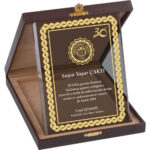 EKT-400 15 x 20 cm Kutulu Kristal Plaket