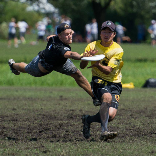 Frisbee-Yarismalari-1